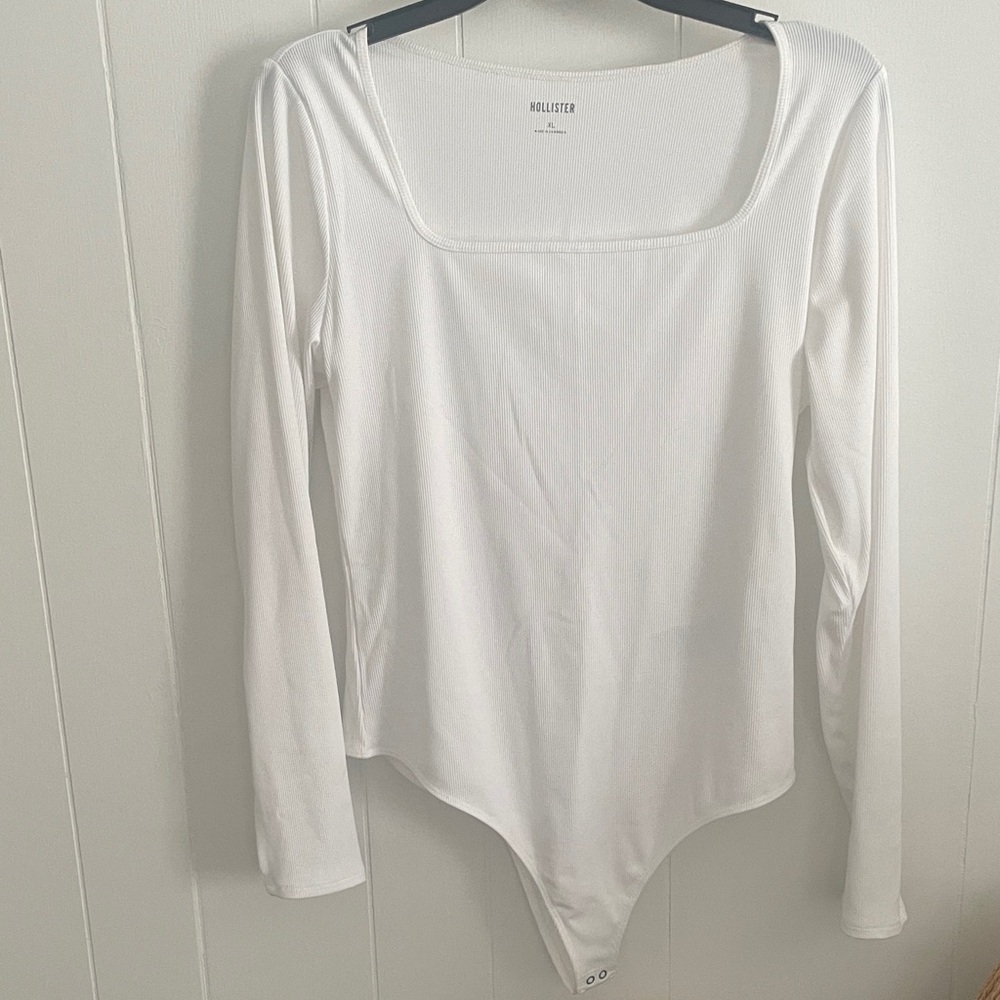 NWOT Hollister Women's White Long Sleeve Bodysuit